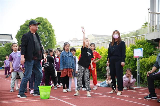 别样的体育比赛——洪泽湖实验小学举行趣味运动会