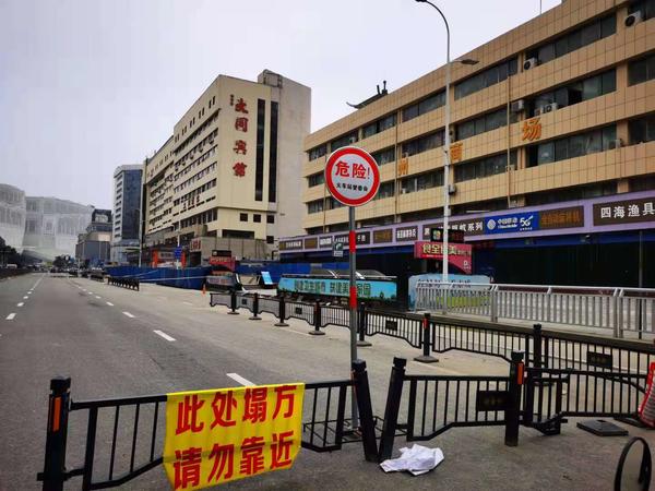 大同宾馆有坍塌危险?大河网记者实地探访是真的,不要来该区域!