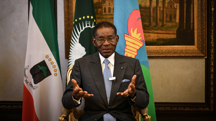 赤道几内亚总统奥比昂今起对我国进行国事访问