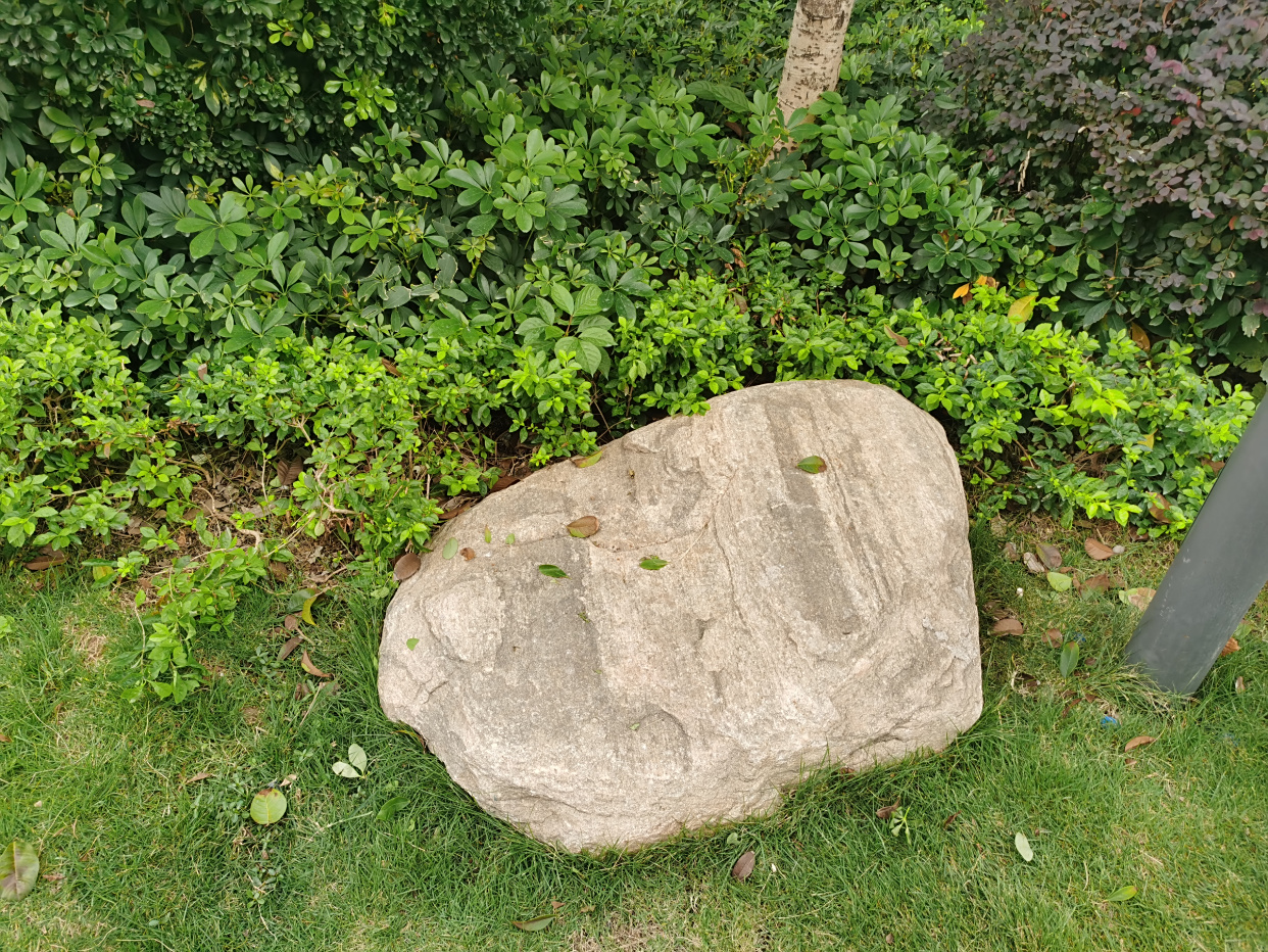 佛山自然泰山石景观石,佛山小区观赏石图片,广东水石之乡