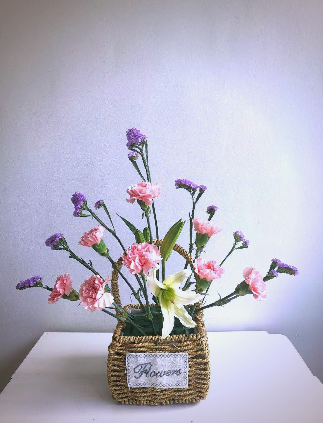 如何用正三角形插花技巧打造西方经典插花