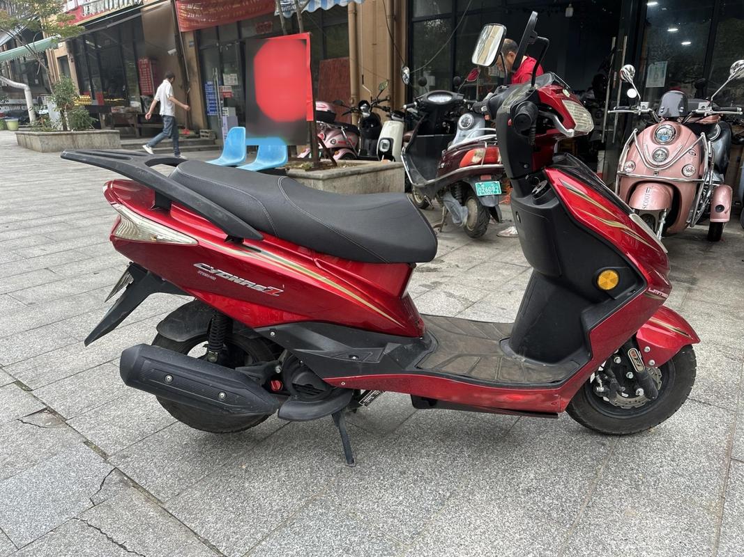 燃油助力车怎么开