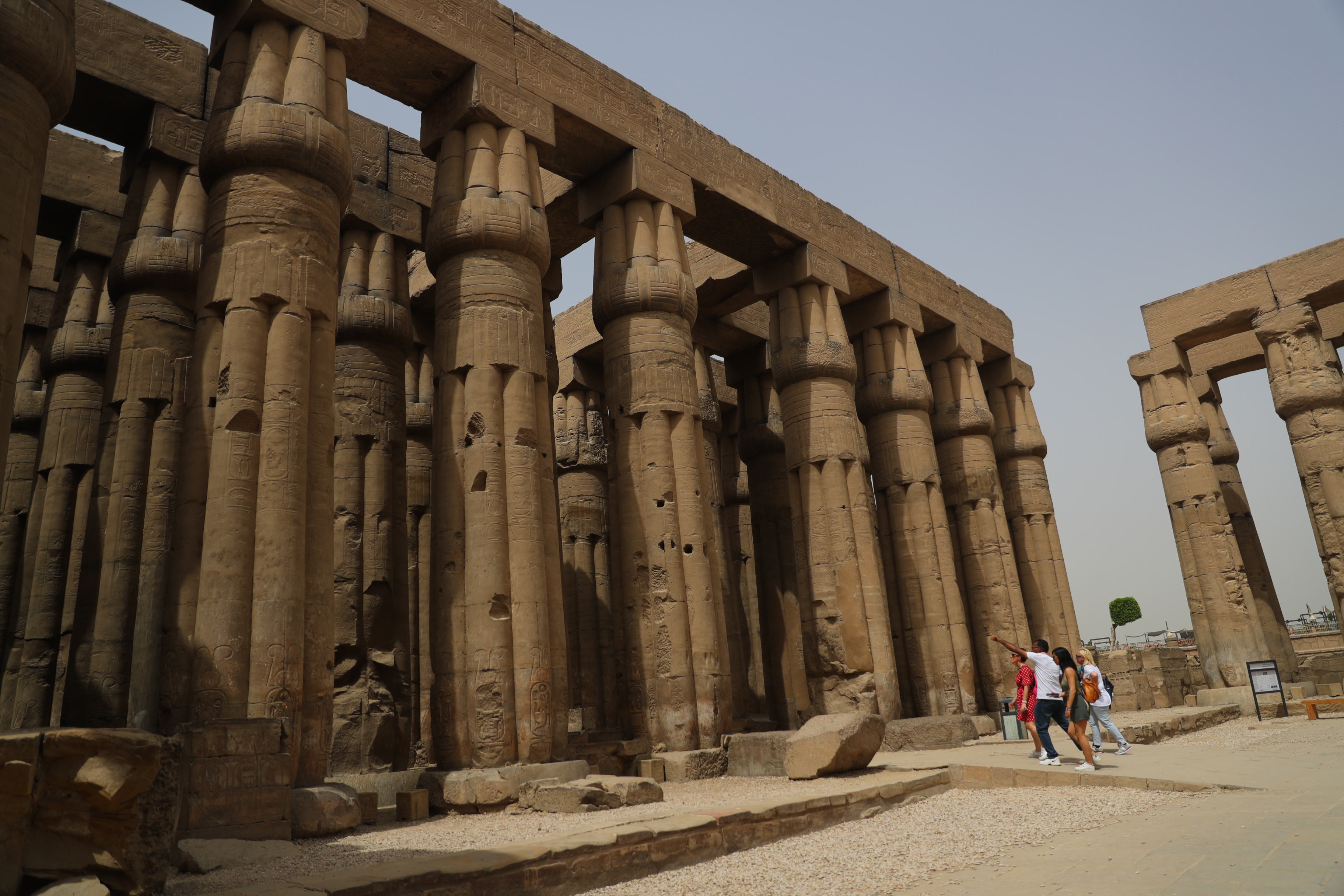 走进埃及卢克索神庙
