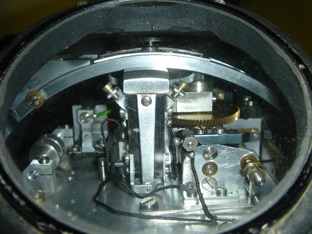 万米高空的鹰眼,从天而降的炸弹——二战功臣:诺顿轰炸瞄准具