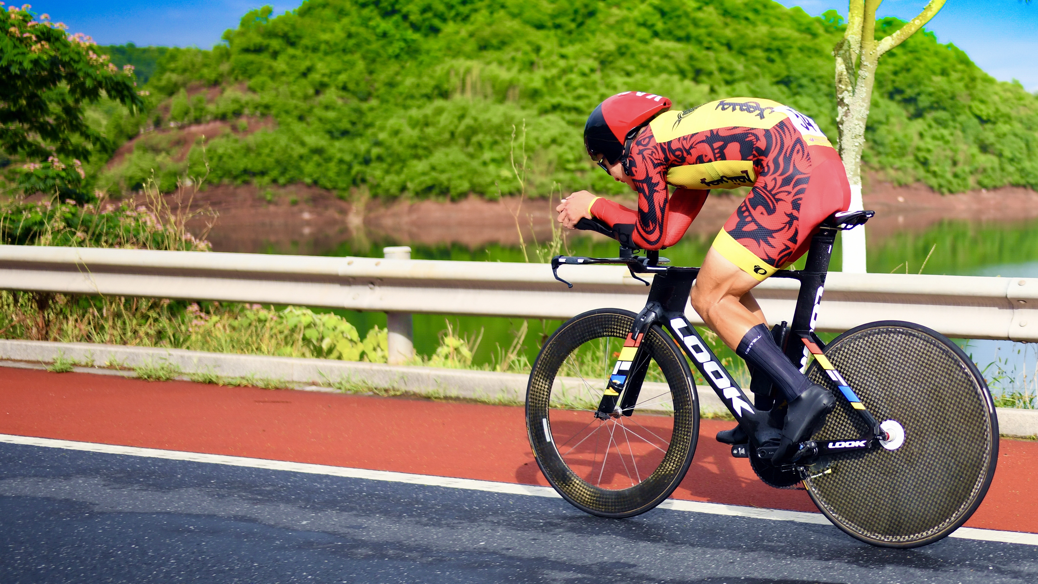 追光|赏千岛湖美景的绝佳方式?在亚运赛道来一场骑行