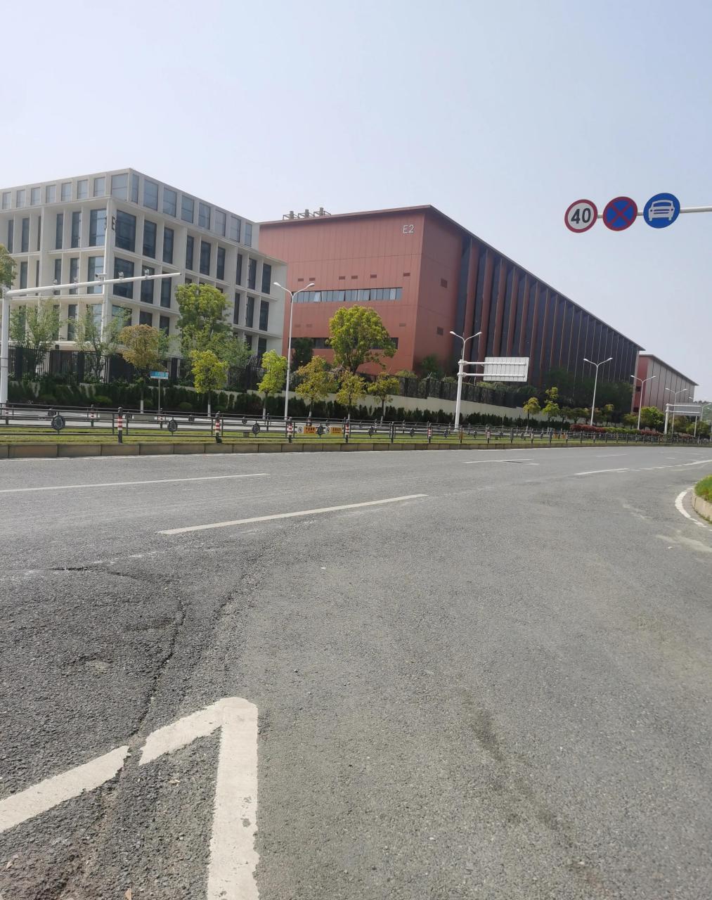 拍拍身边的烟火气# 我在华为工厂上班做保洁也有两个月了,今天是我第