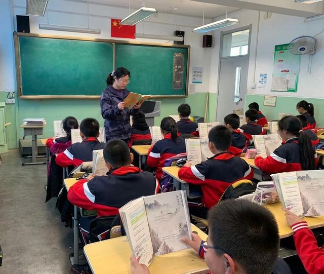 塘沽大梁子小学图片