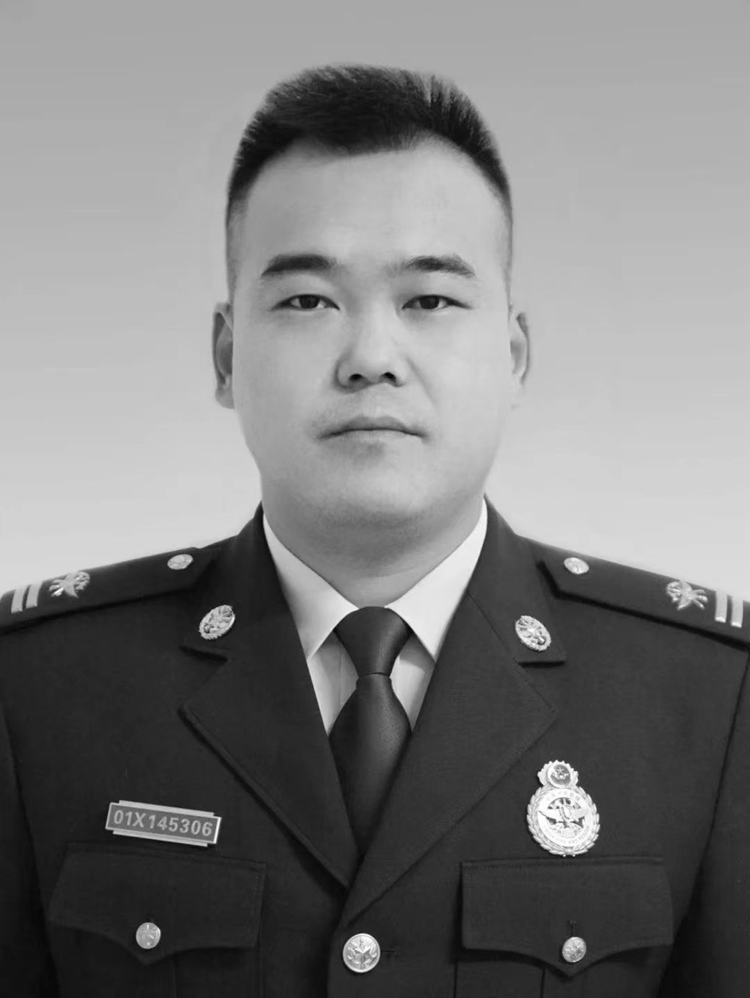 北京南四环大火两位牺牲消防员被批准为烈士