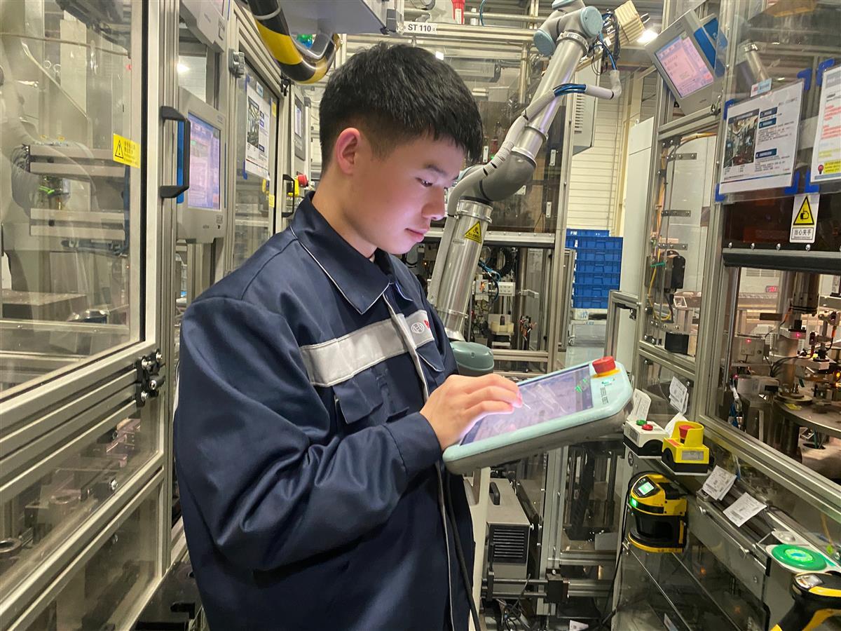 ������ѧ��Ϊ��������������ְ�������ǿ�ع���ҵ