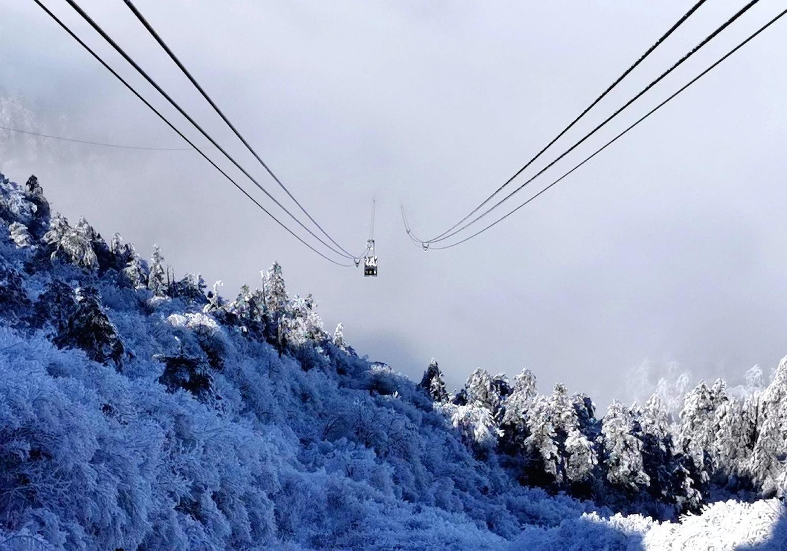 峨眉山金顶大索道29日起检修停运3天 景区门票和观光车票将限量销售
