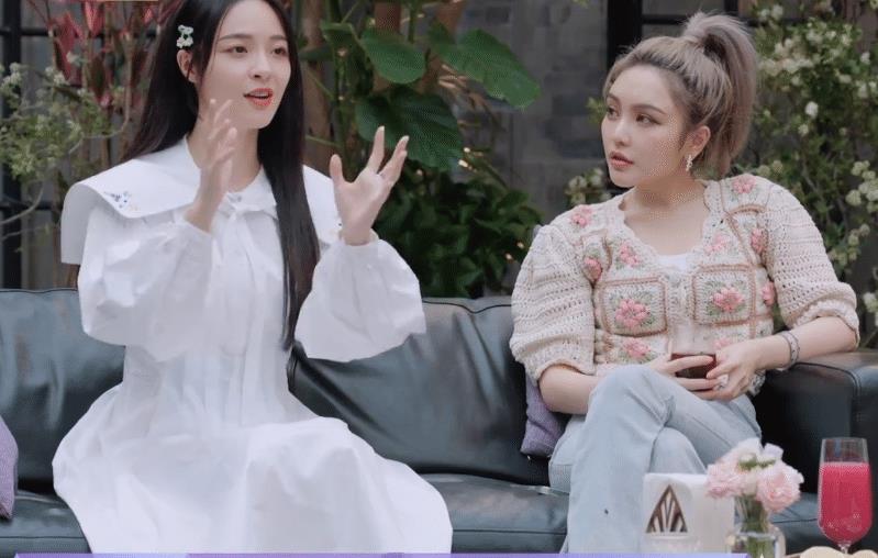 李莎旻子送老樊浪漫礼物