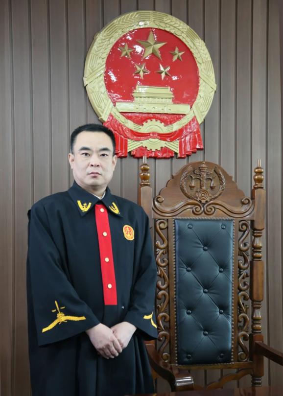 匠心砺法|张洪岩:兢兢业业  恪尽职守