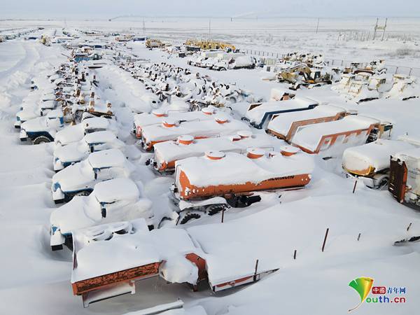 俄罗斯科米共和国被厚厚冰雪覆盖 秒变"纯白世界"