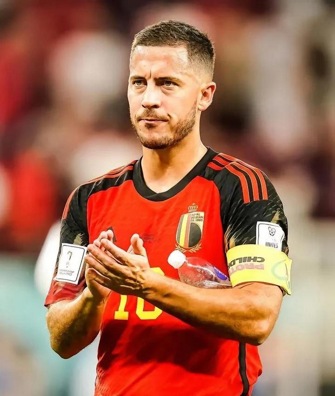 比利时球星阿扎尔宣布退役,不得不承认三个不争的事实: 1.