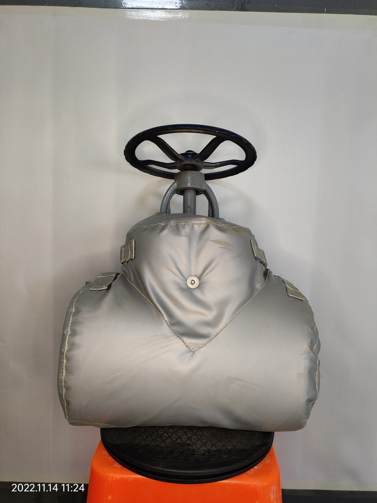 可拆卸柔性保温套