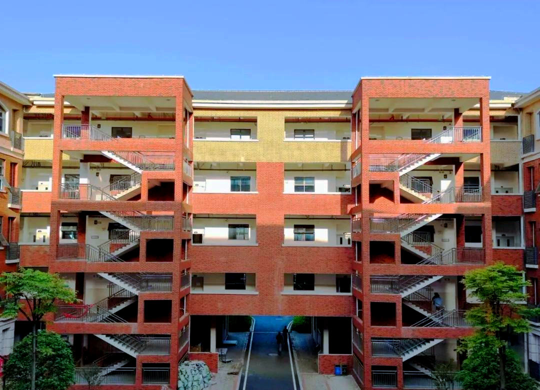 探索黏土世界中的校园美景