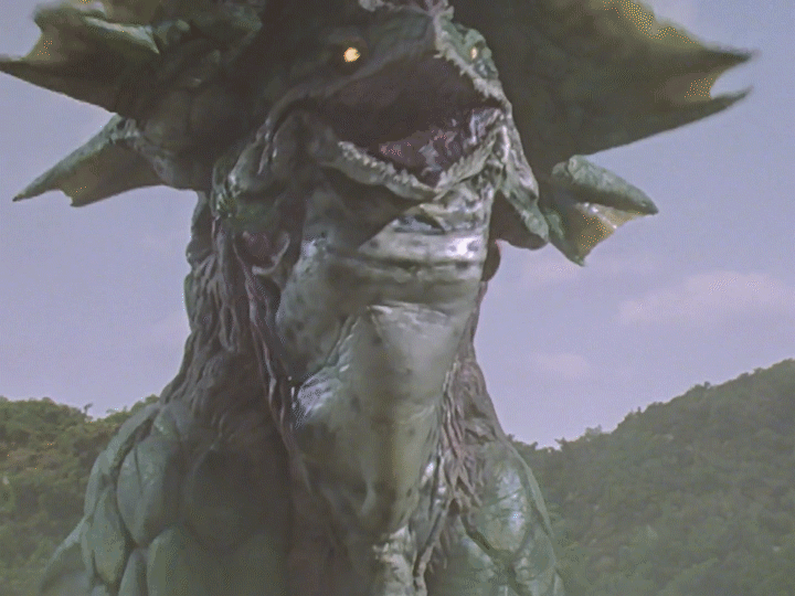 迪迦奥特曼第12集,直接单刀直入告知我们要保护好海洋这块宝