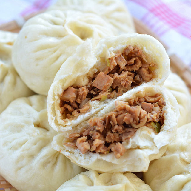 干笋酱肉包子,暄软薄皮,喷喷香!