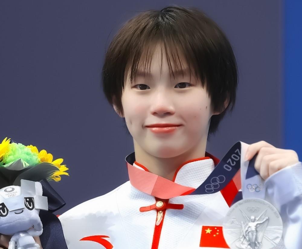 陈芋汐用奥运会的一金一银,换来的却是网暴?一起来探寻真相!