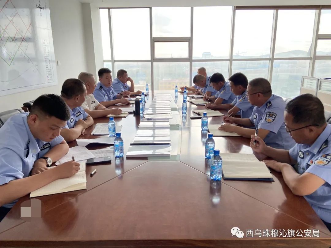 锡林郭勒盟公安局第一督导组组长,二级高级警长刘振宇带队深入西乌旗