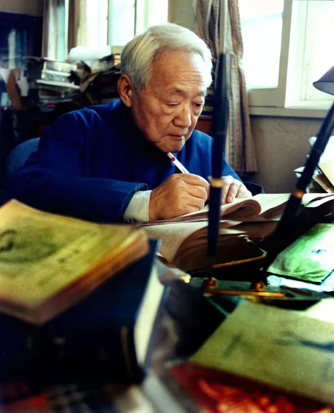 巴金:文学的作用