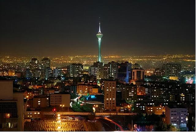 阿富汗首都夜景图片