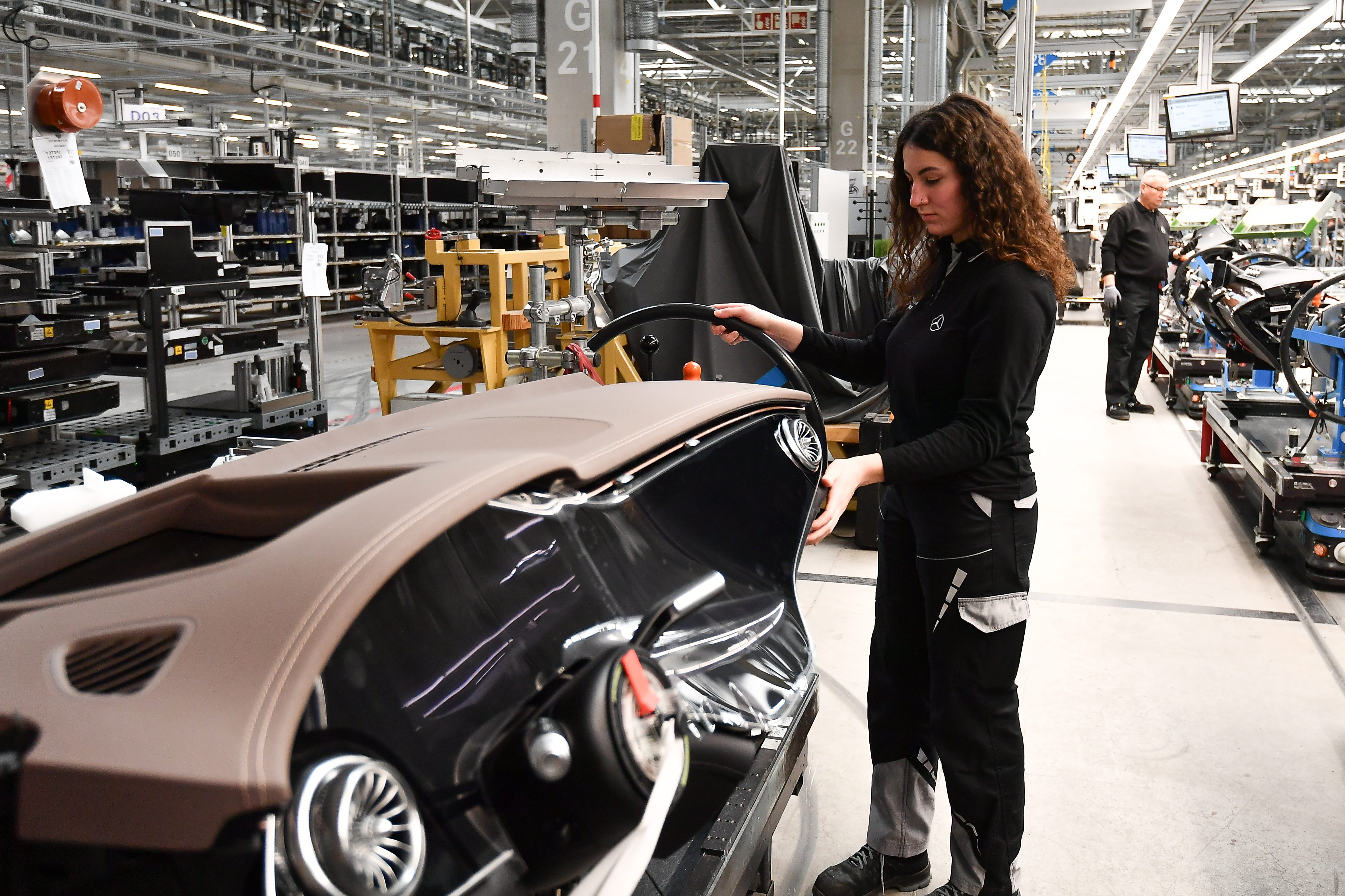 德国辛德尔芬根的梅赛德斯-奔驰汽车工厂