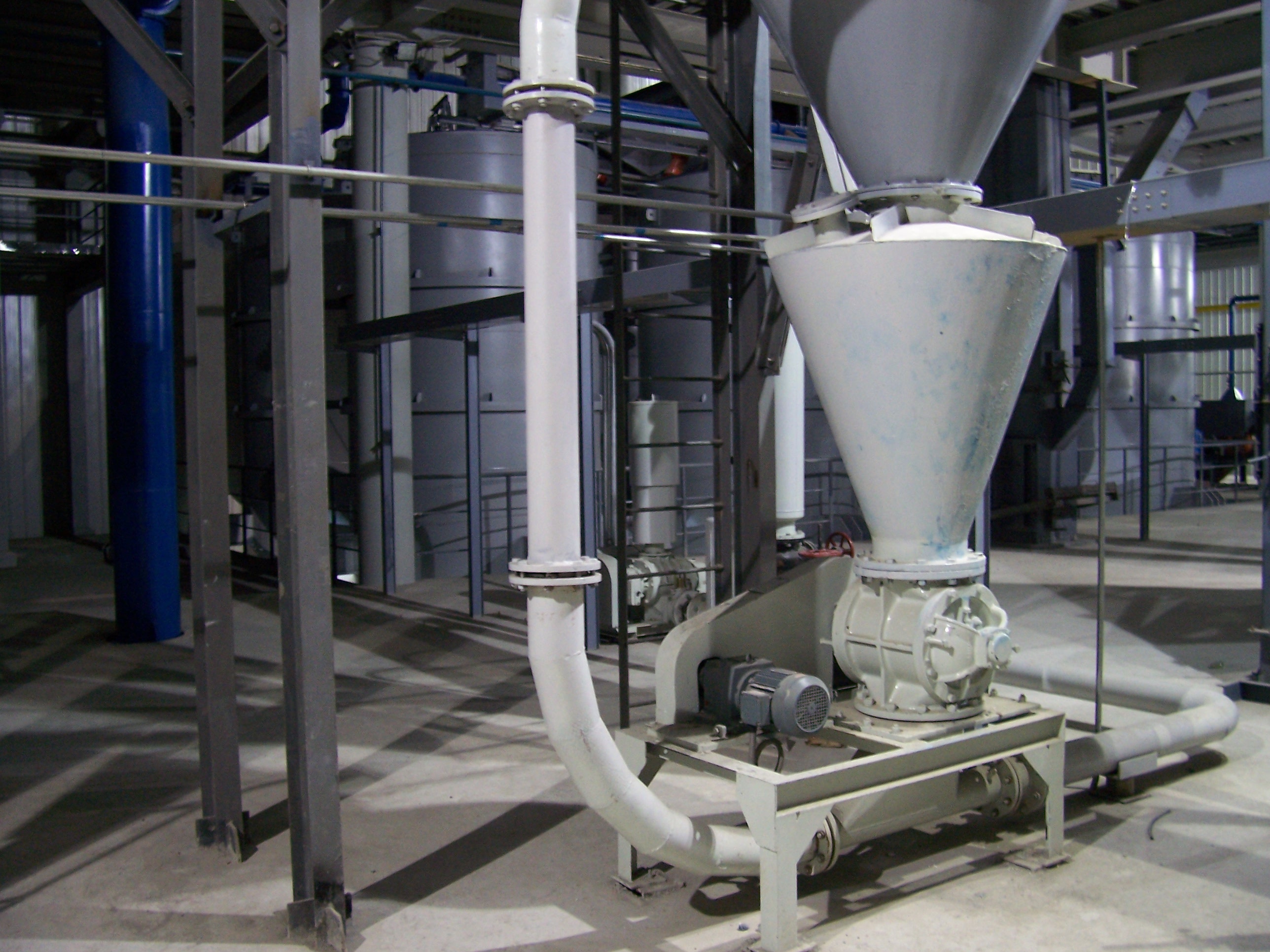 浓相气力输送系统安装图片