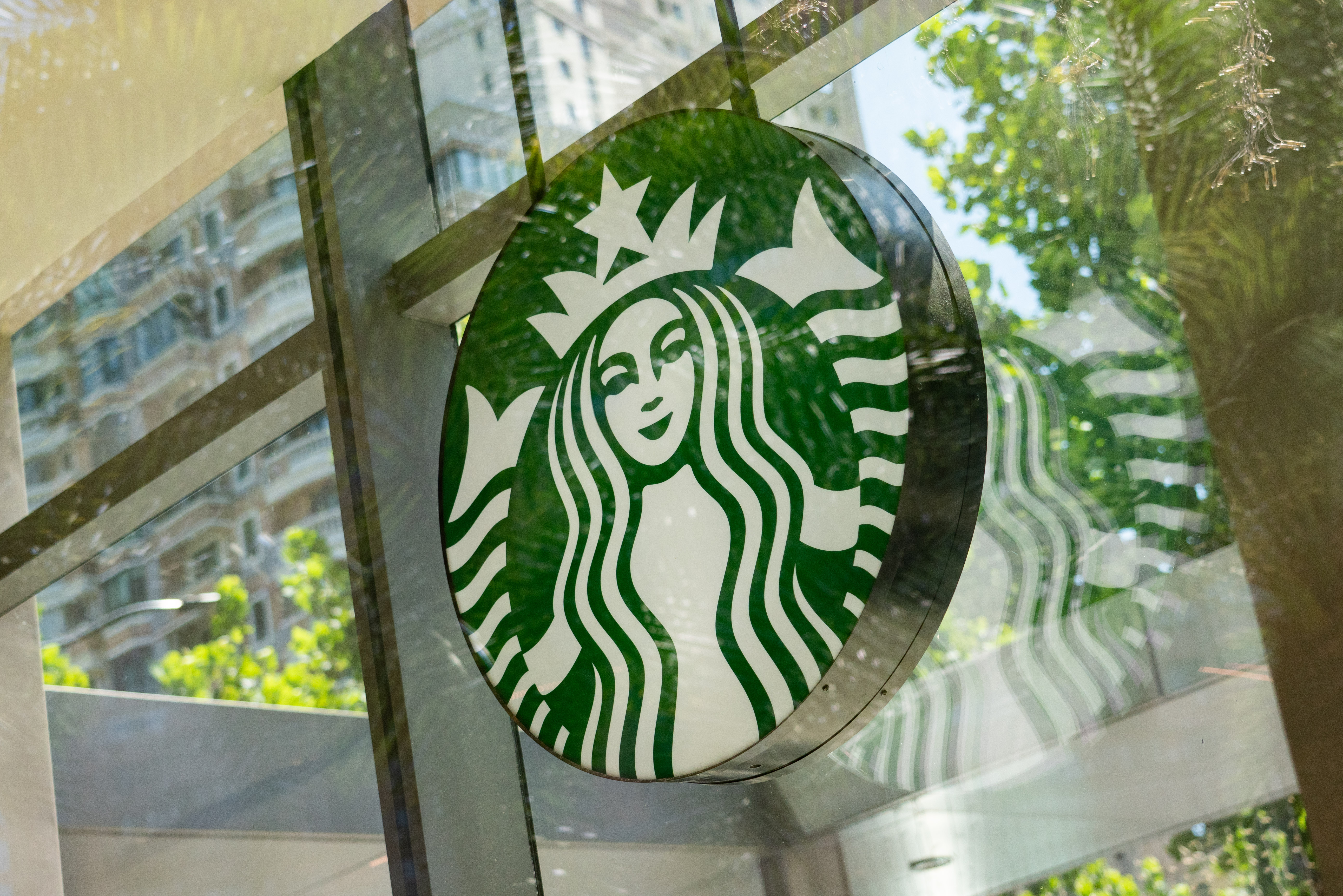 星巴克频频加码即饮咖啡