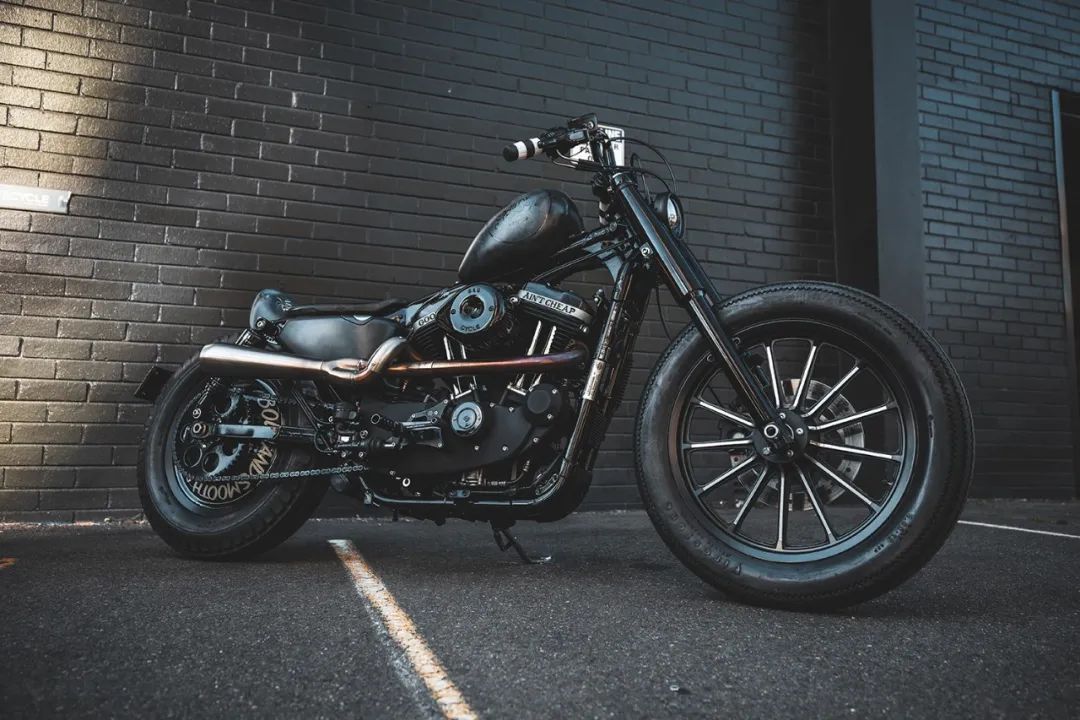 老车复活|不要小看哈雷883的改装潜力!