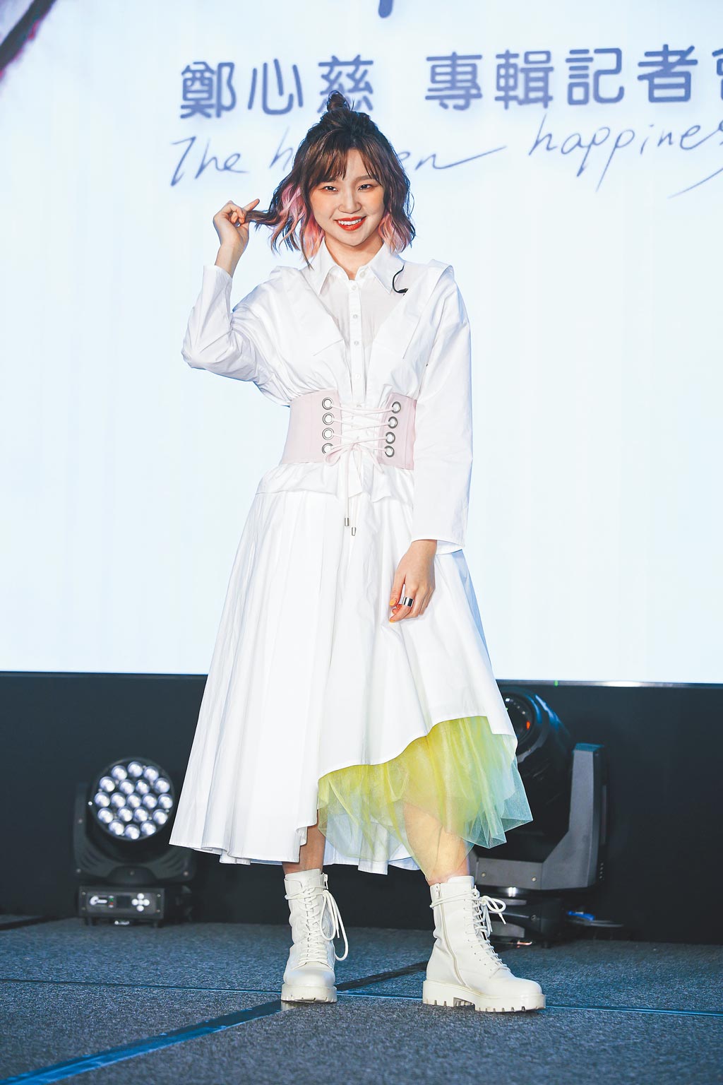 郑心慈崇拜周兴哲心仪刘以豪