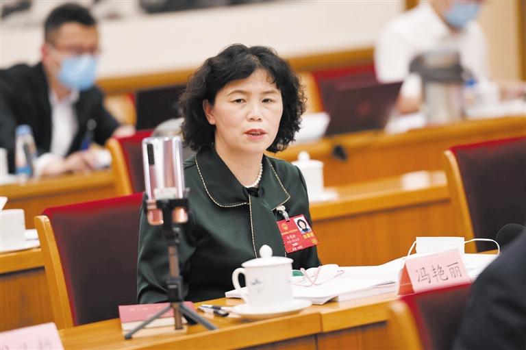 冯艳丽:强化基础研究和原始创新