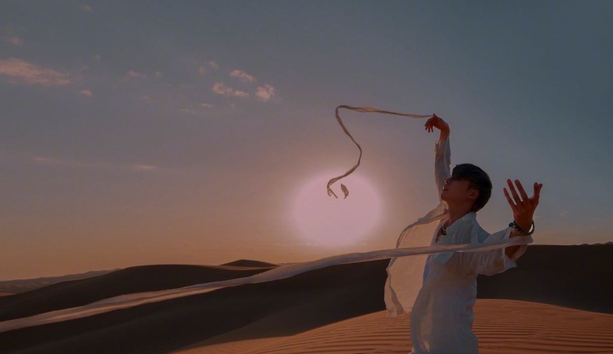 张艺兴最新ep《东》上线,兴式国风"飞天"时代开启,你听了吗?