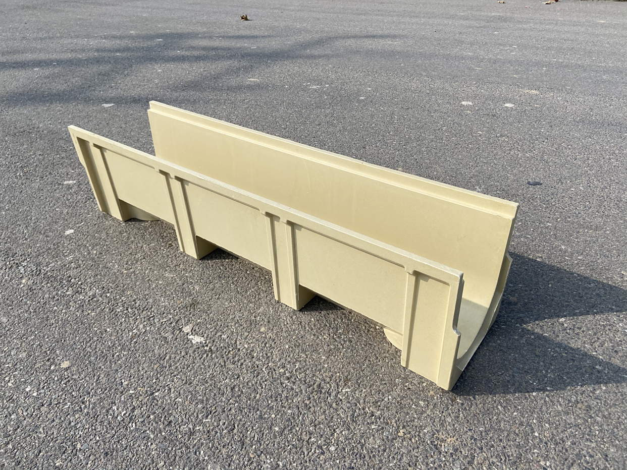 树脂排水沟货品摆放