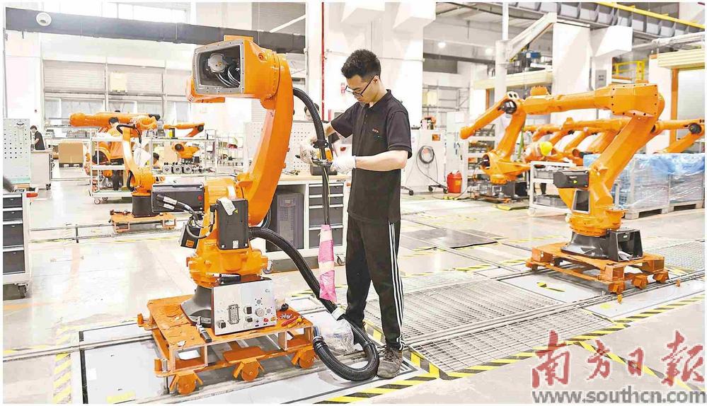 涂高坤:坚持制造业立省不动摇 建设现代化产业体系