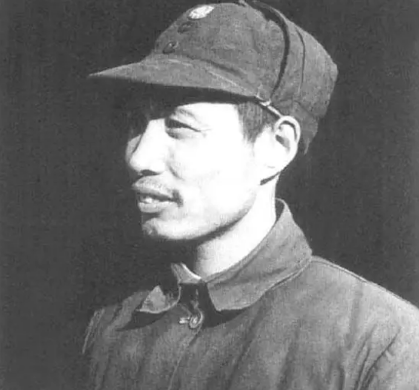 马龄松:开国中将张震的夫人,子女都很优秀,三个少将,一个上将