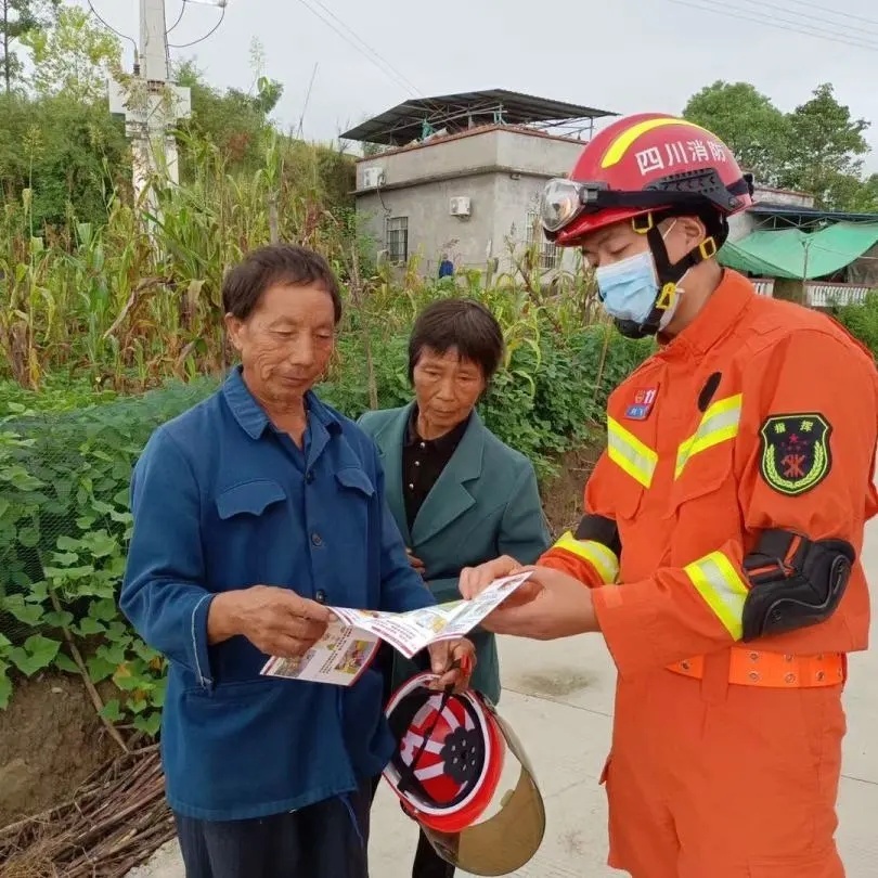 待来年谭坝菜花满开 殷切期盼你们再来