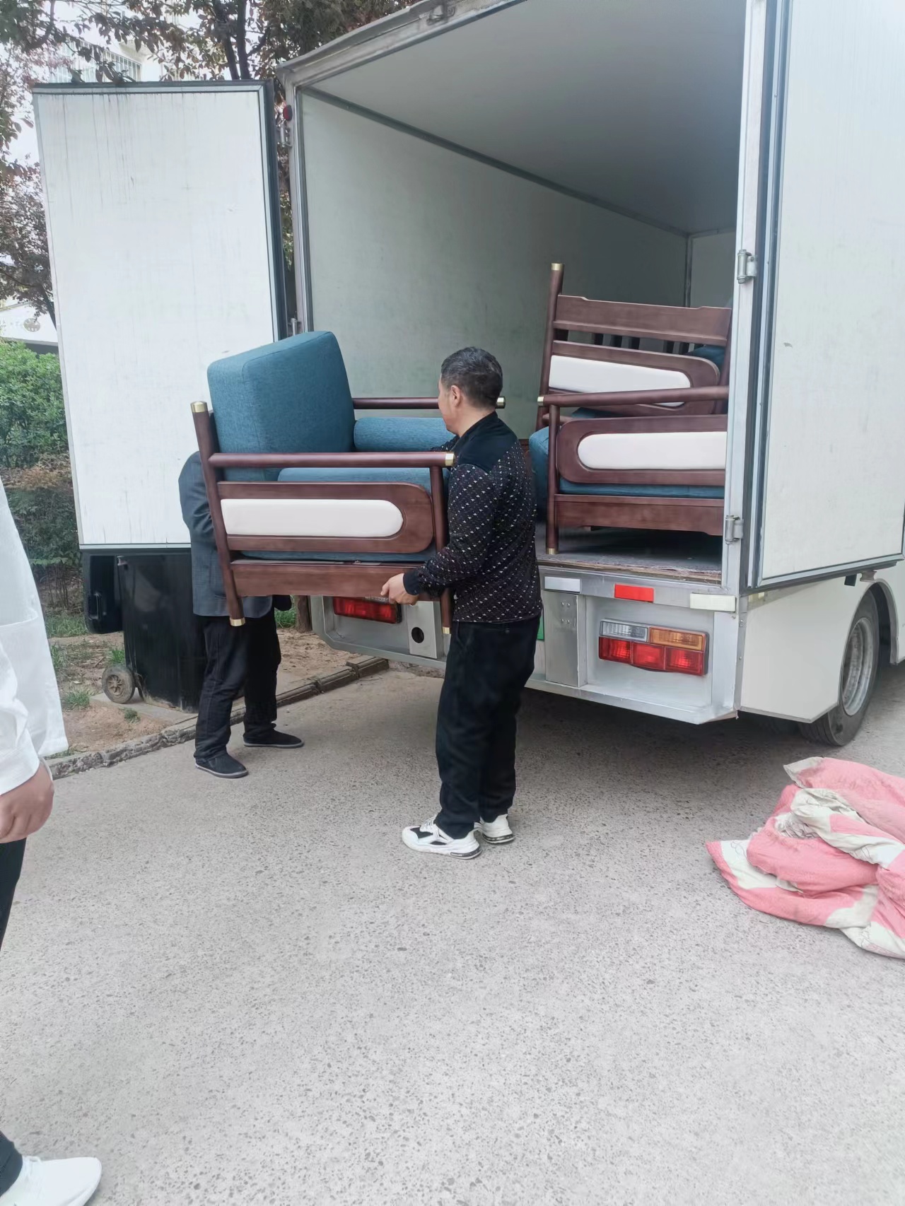 洛阳吉顺搬家公司