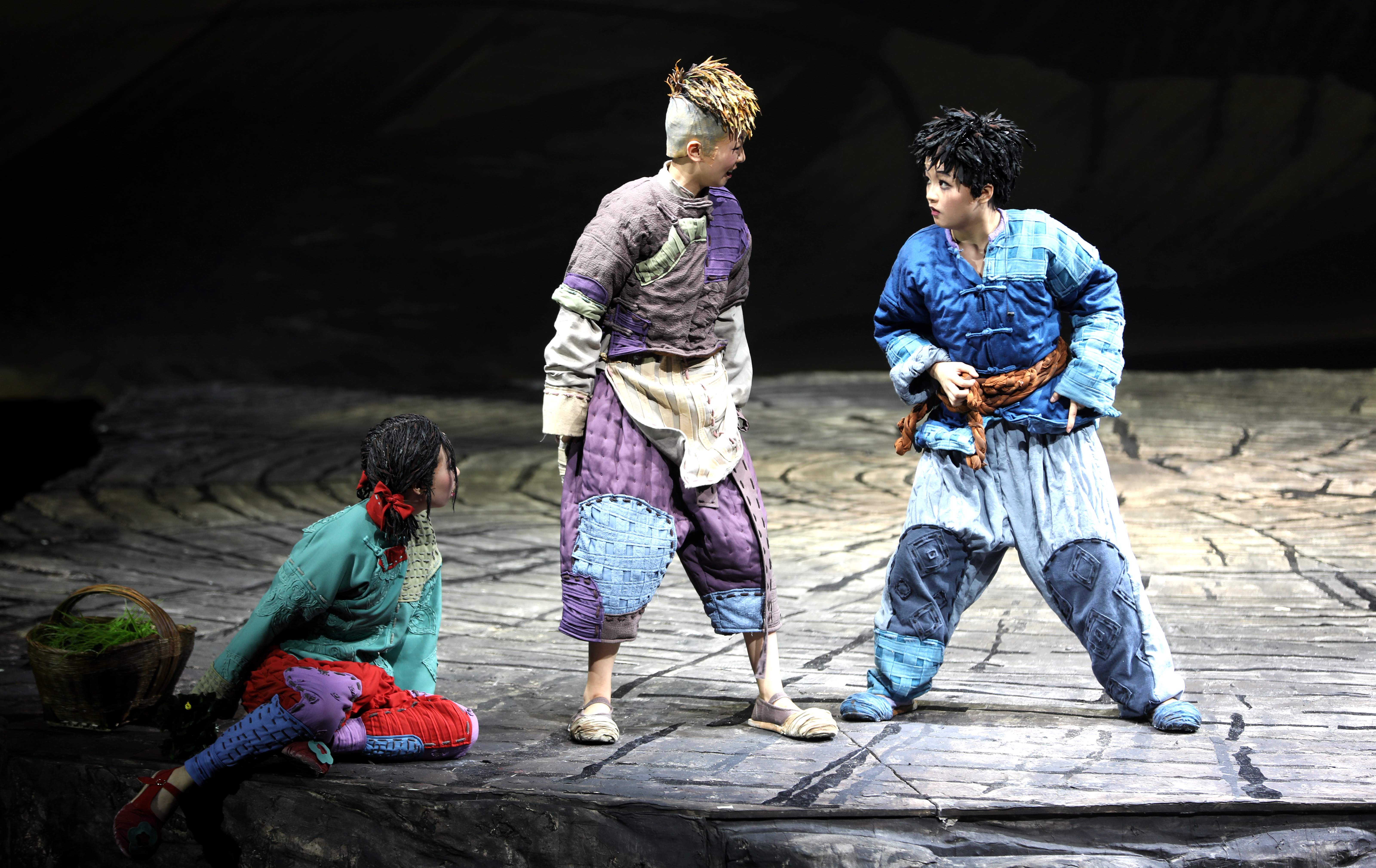 儿童剧《火印》西安首演