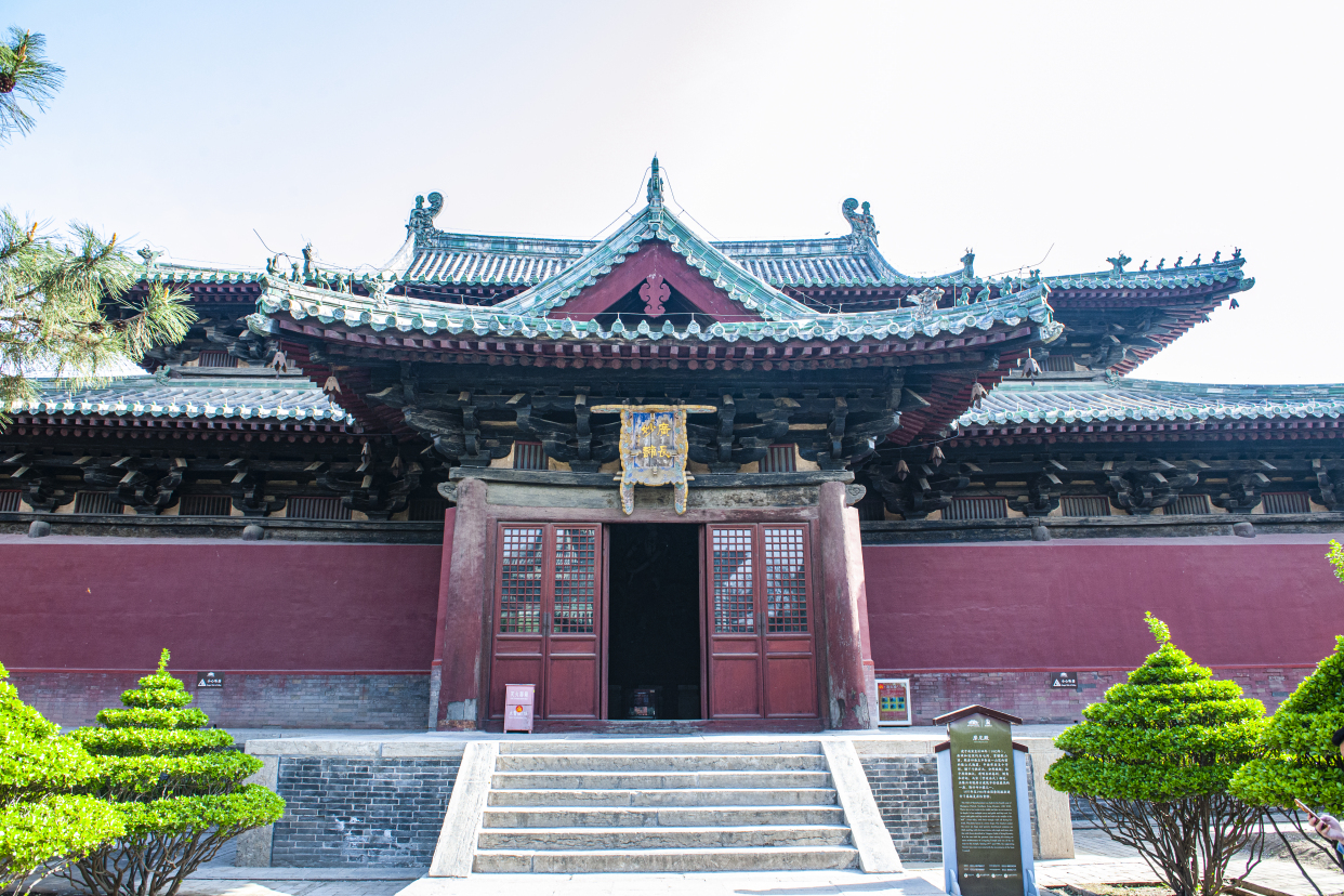 春天里的河北正定隆兴寺