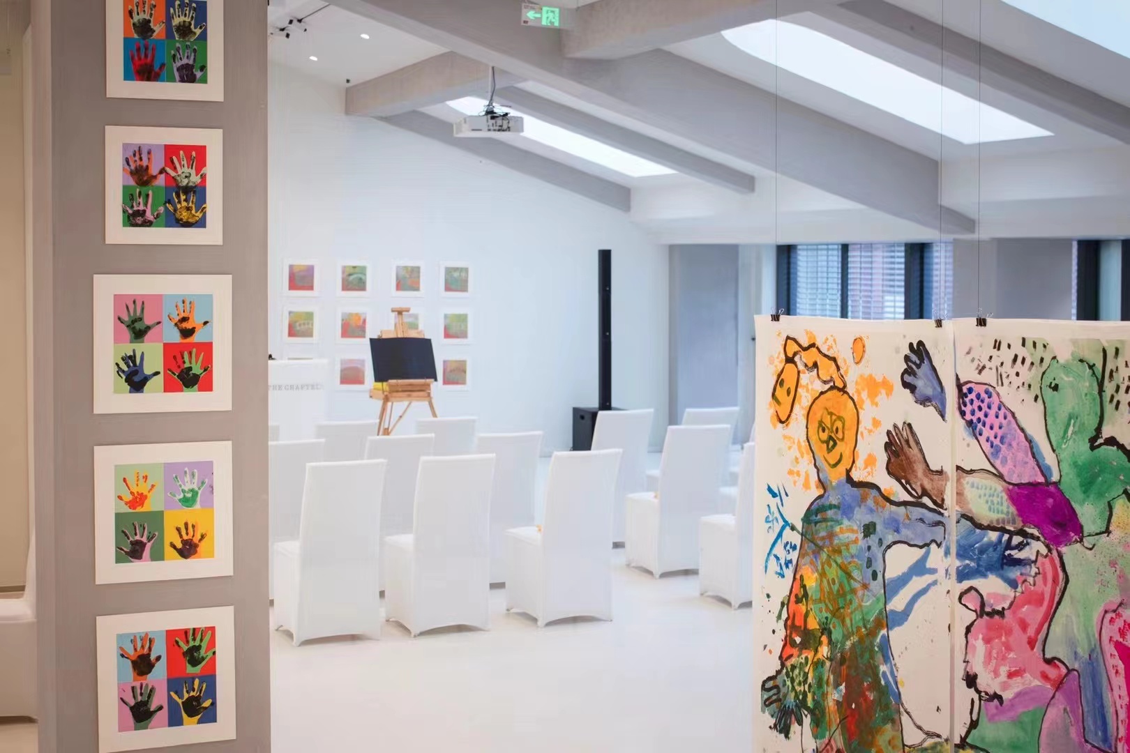 星台丨学期结果展示公益画展拍卖会