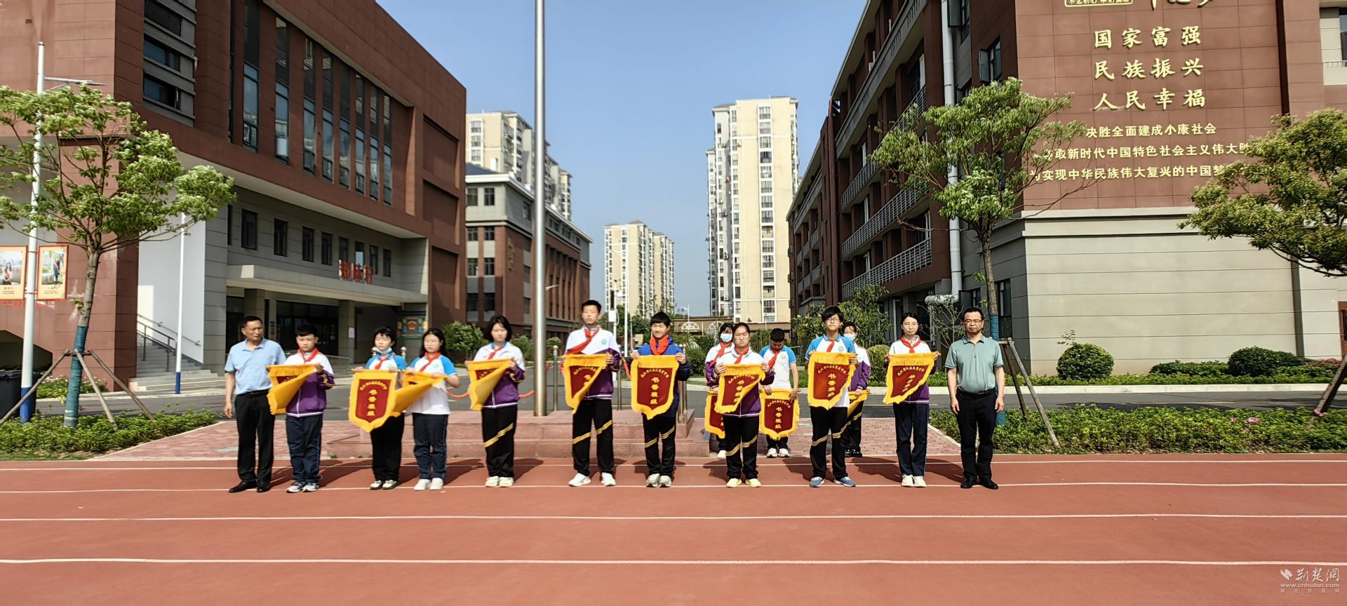 悦读向未来 汉南区育才中学开展读书月系列活动