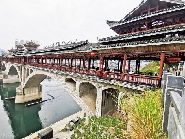 黔东南的锦屏风雨桥,少数民族风情的独特魅力