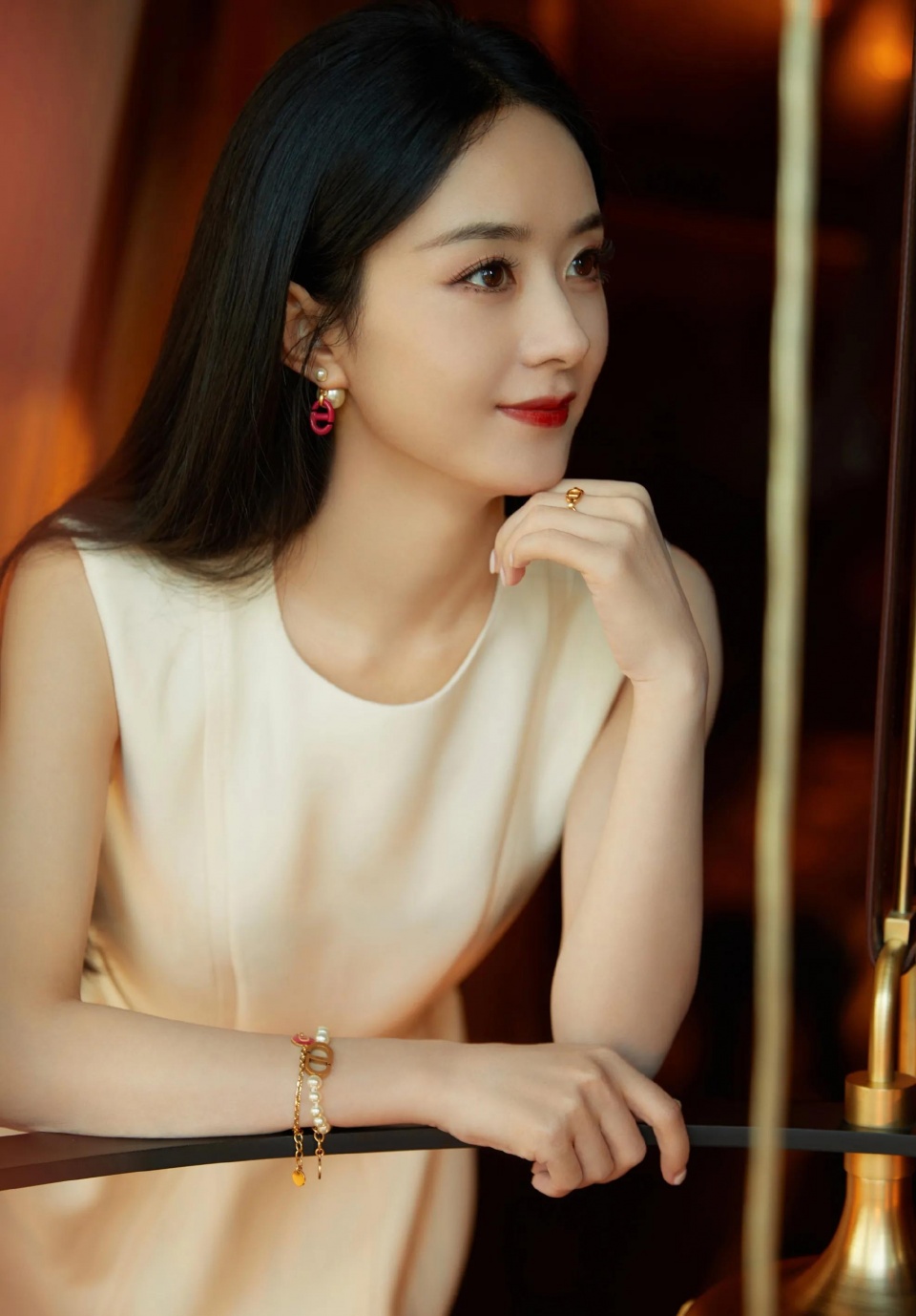 范冰冰应酬被拍|汉服柔性供应链