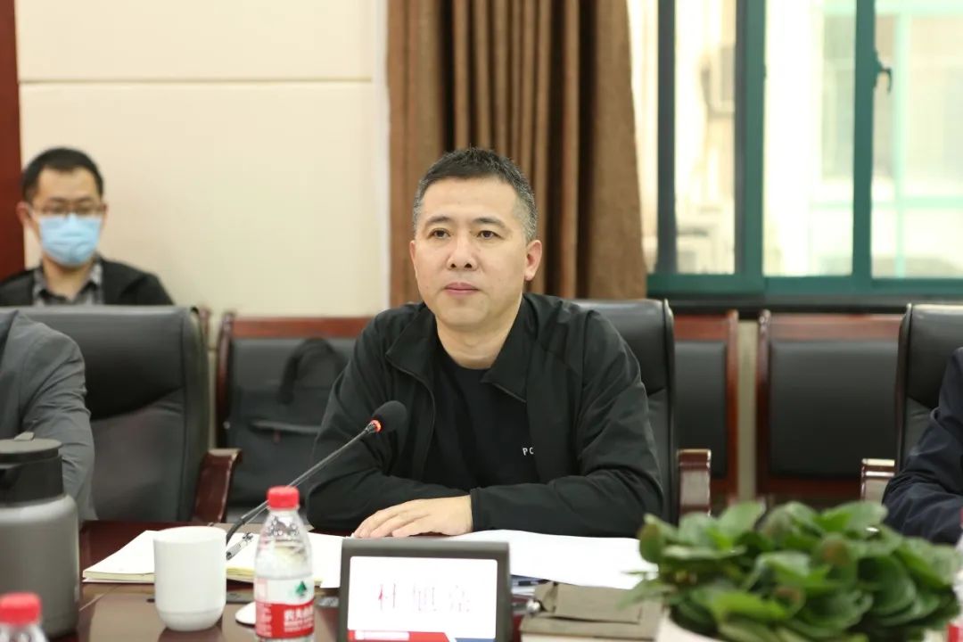 省发展改革委主任杜旭亮赴省经济信息中心调研指导