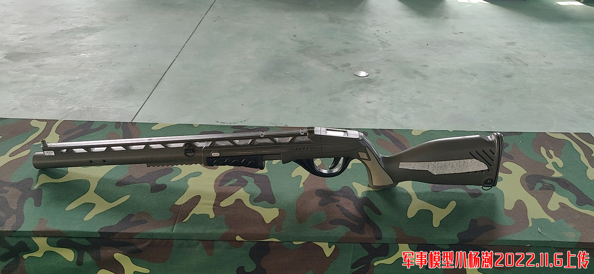 激光爆瓶机设备介绍