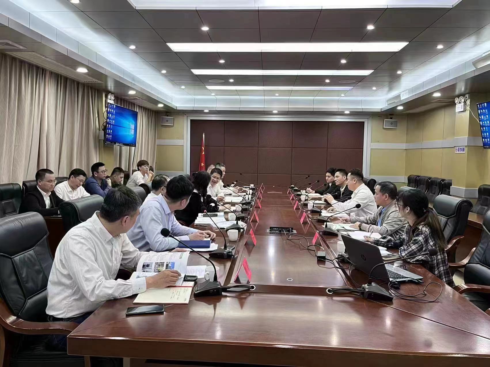 茂名驻京联络处副主任麦哲伦率团到信宜考察