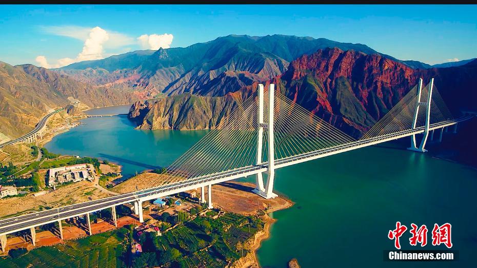 青海坎布拉:发现极具国际性研究价值地质遗迹