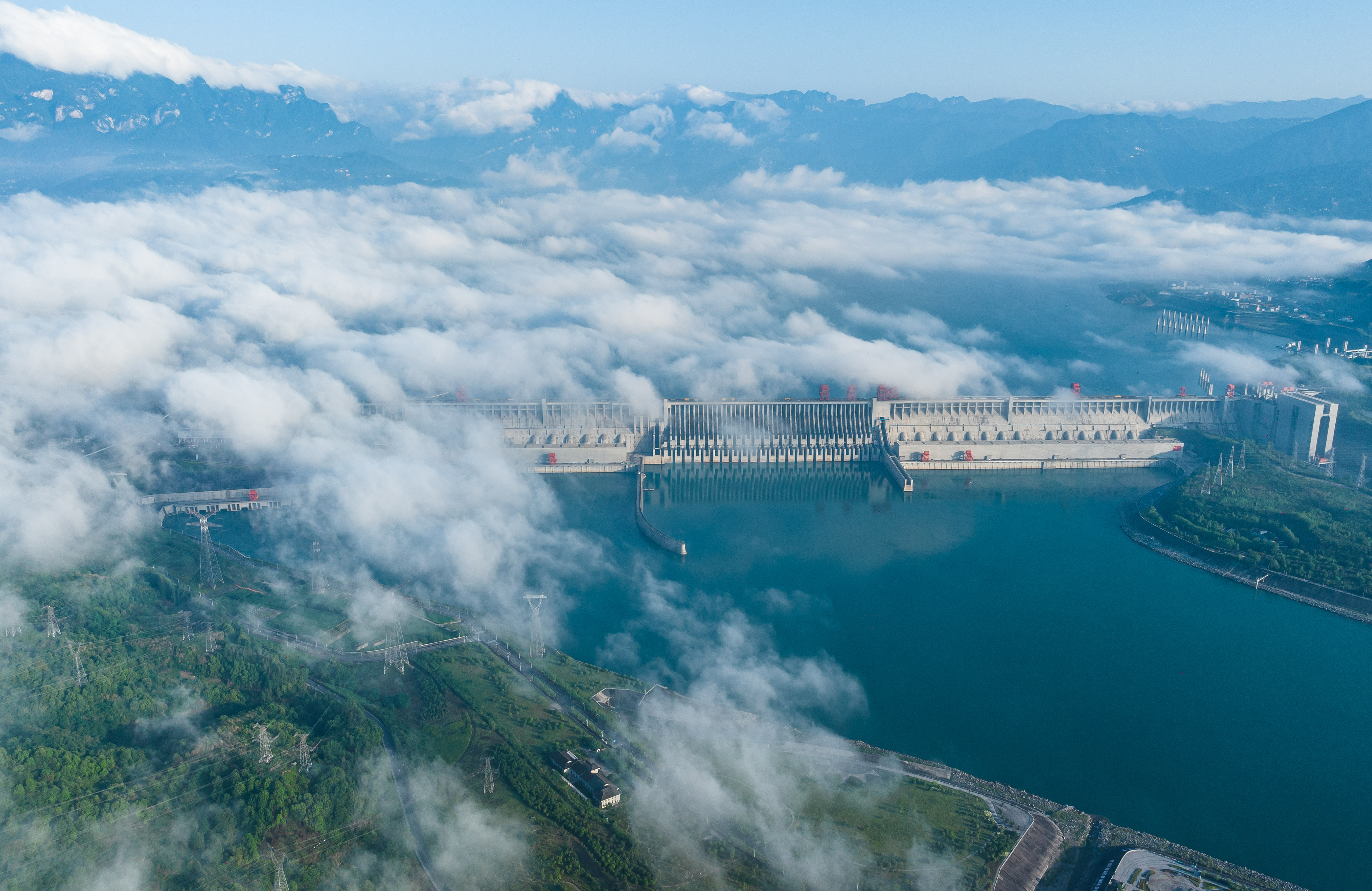 (环境)湖北宜昌:三峡云海如画