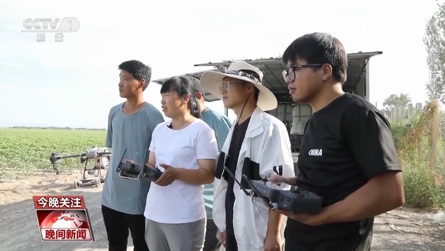 李玉环:我在农田"开飞机"